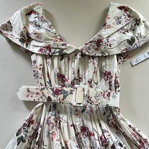 Brand new Antonio Melani belted A-line dress